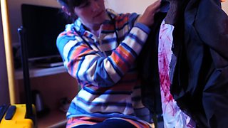 Brunette amateur milf dildos her sweet pink cunt