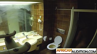 Cure curly African nailed from the back