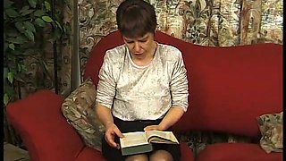 Mature woman playing with herself