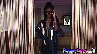 Busty nude ebony teen makes a cool debut
