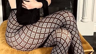 Brunette Solo Webcam Masturbation