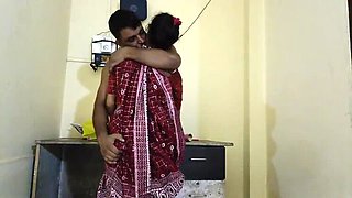 Indian Newly Married Wife Anal Sex - Homemade Desi Bhabhi Fuck Video