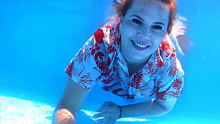 Long Breath Holding Underwater