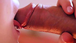 WowGirls - Elizabeth T - Bathroom Crush