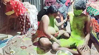 Horny Indian Desi Wife Celebrates Holi with Hubby - Big Tits & Desi Aunty Anal Fun