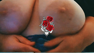 Sexy babe with red lipstick shows the boobs at night