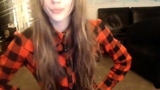 Cute amateur brunette naughty in solo jerking show on camera