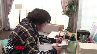 Reika Kashivawara seduces in JAV giving dreamy blow jobs so naughty and hot