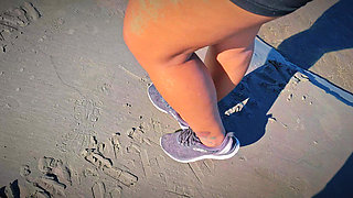 Sweat & Smell Fetish: Licking Her Salty Pussy & Pits