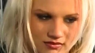 Svenska blondinen Louisa tar sig an BBC