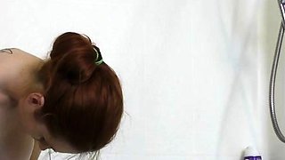 Cute amateur brunette naughty in solo jerking show on camera