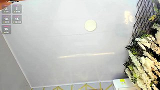 Big boob brunette masturbates on webcam