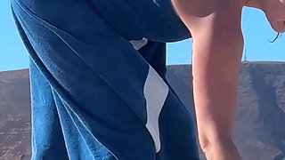 Caught Girl While She Fingering Her Pussy on the Beach