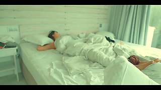 I’m Just Waking up in My Bed and Feel a Strong Bladder Pressure