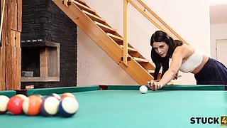 Don\u2019t have fun pool or you\u2019ll get stuck! - stuck4k