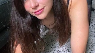 Amateur Teen georgeus brunette 2