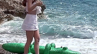 Vlog Lissa Brown Goes to a Nudist Beach to Film a Custom Video