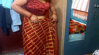 Very Beautiful Indian Bhabhi in Red Saree