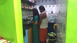 I Fuck My Bhabhi in Kichen Room When She Is Cooking