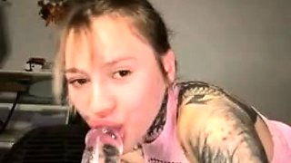 Kinky tattooed camgirl Future_star solo stretching wet anus