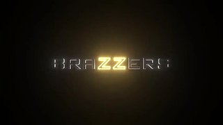 Kira Noir Gets Hands-On With Brother-In-Law's Big Cock - Brazzers