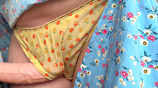 Stranger Cum in My Panties in Barcelona's Metro in Public. Under the Dress