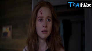 Madelaine Petsch Rump, Undergarments Episode in The Strangers: Chapter two