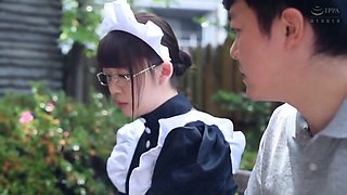 Amateurs In Japanese Lewd Maid Gangbang