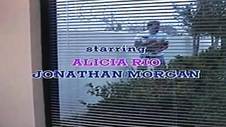 Amateur threesome 283 brunette