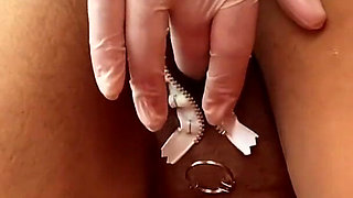 Dominatrix Mistress April - Fucking sucking sewing - Rose Garden