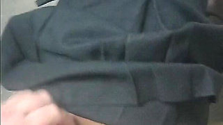 Stepdaughter Tease Her Ass to Stepdaddy, She Rubs Her Ass on His Cock