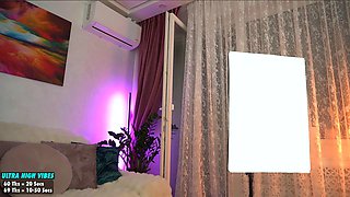 Big boobs amateur teen masturbating