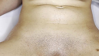 Hairy Pussy Shaving! Teen in a Bra!