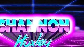 shannon huxley - suck the family pooch