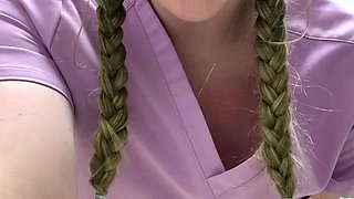 Cute amateur webcam teen girl toying pussy on webcam