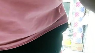 Beauty small tit amateur teen masturbating her shaved pussy