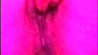 Rubbing my pussy until cum