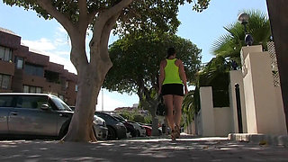 Public Dresscode - a Bondage Story