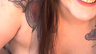 Pussy Massage Close-up and Then Slobbery Blowjob