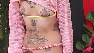 Skinny Supermodel Cc Doll Hooks up with Bryan Gozzling!