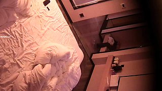 Amateur milf hidden cam
