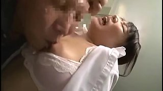 Japanese Grandpa having fun with young girls part 1