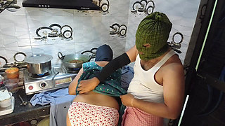Bhabhi Did Maze Kitchen with Her Brother in Law Hard Fuck While Husband Was on Duty.