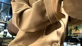 Big boob brunette masturbates on webcam