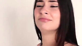 I Wet My Jeans with Pee When I Try on Clothes