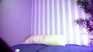 Big boob brunette masturbates on webcam