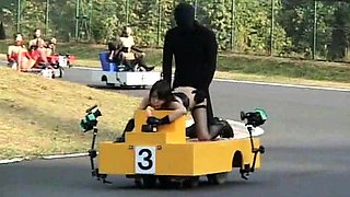 Kinky blonde suava outdoor toying