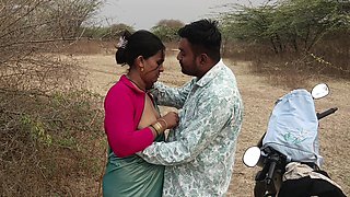 Desi Indian Kavita Bhabhi Fuck with Boss in Jungle
