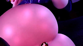 Thicc League of Legends Butt Plugged Ass Slut Wants to Jerk off a Cock