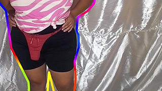 Probandome Ropa Intima #3